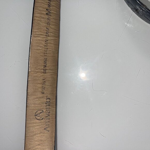 Arrivanto Vintage Womens Belt Size M Black Buckle Croc Embossed Calf Leather
